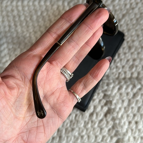 Chanel aviator sunglasses - Picture 2 of 5